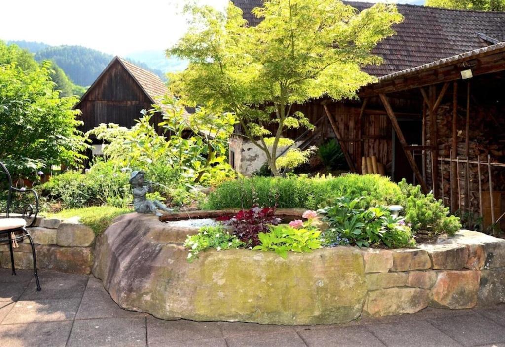 Oberbauernhof - Wohnung "Am Garten" -- Moderne Fewo Im Schoenen Schwarzwaldhaus Gutach Exterior foto